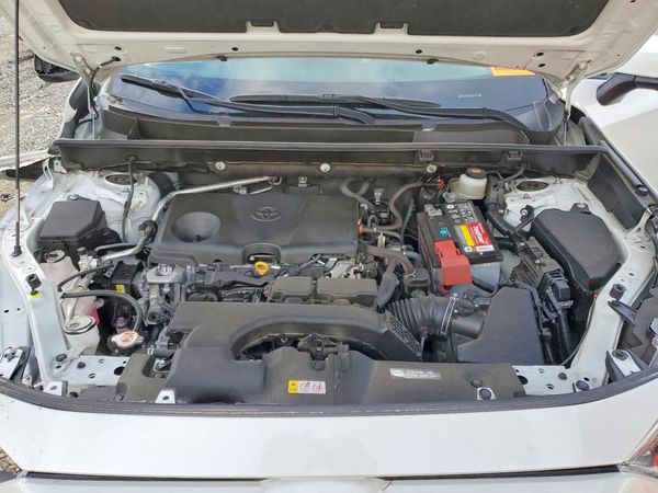 2021 TOYOTA RAV4 Limited — Engine bay