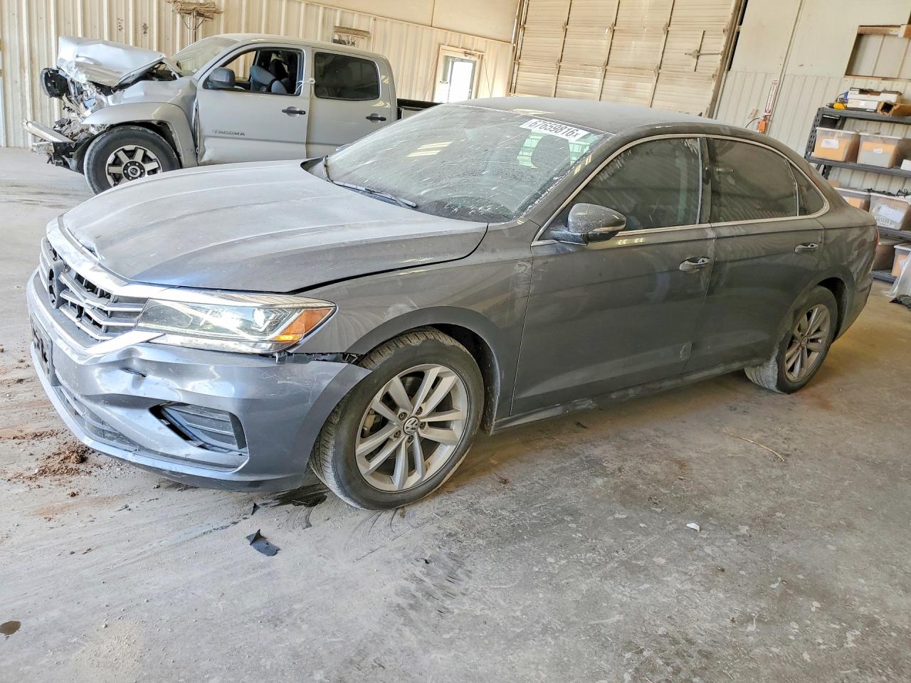 2020 VOLKSWAGEN PASSAT SE