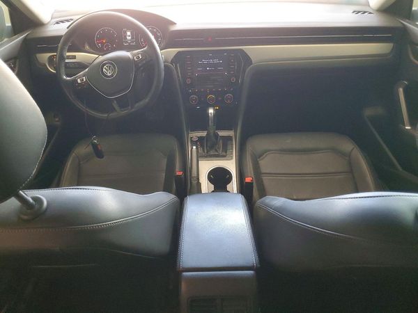2020 VOLKSWAGEN PASSAT SE