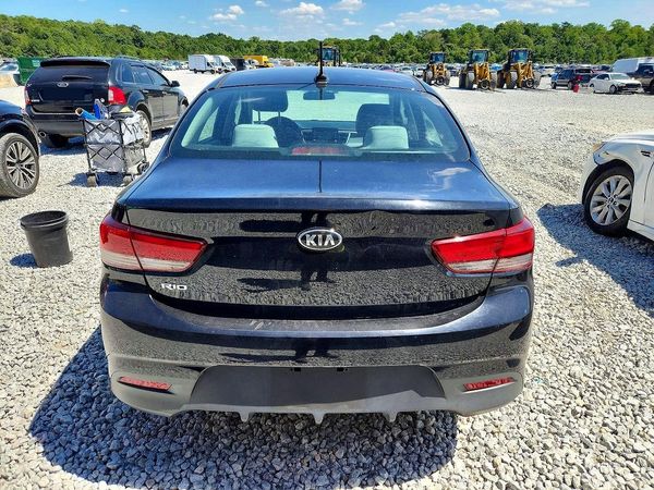 2018 KIA RIO