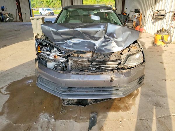2017 VOLKSWAGEN JETTA