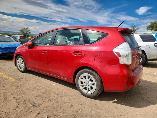 2013 TOYOTA PRIUS V TH — DSRA