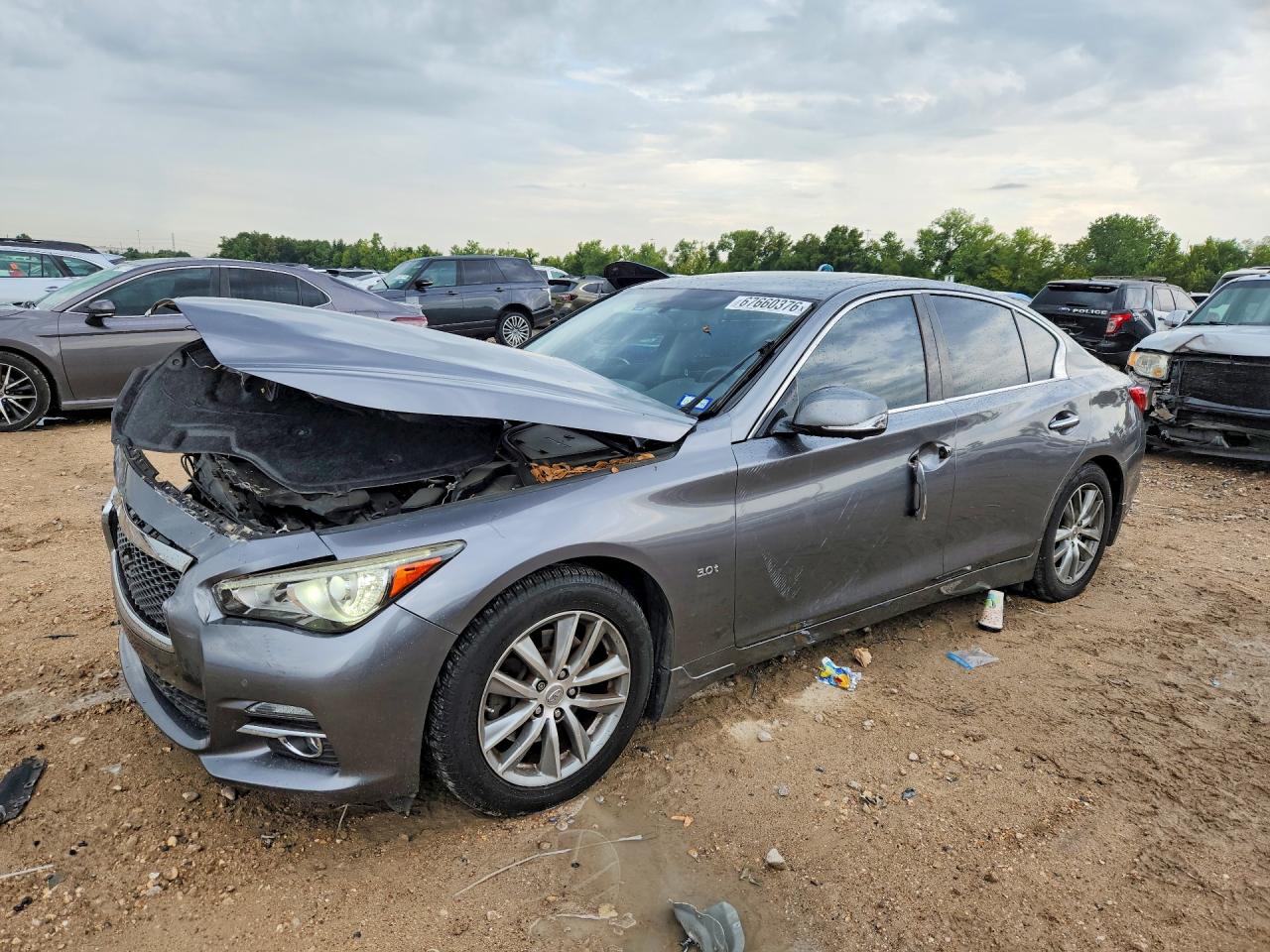 2016 INFINITI Q50