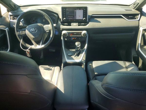 2020 TOYOTA RAV4 XSE HV