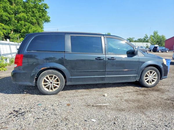 2014 DODGE GRAND CARAVAN SE