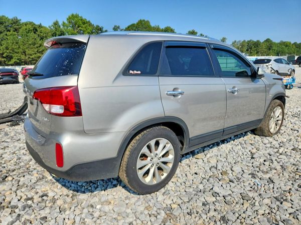 2015 KIA SORENTO