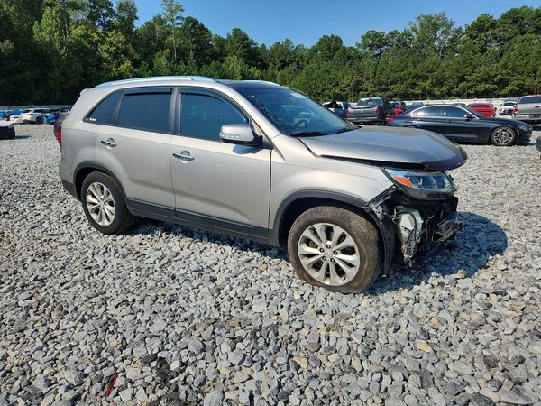 2015 KIA SORENTO