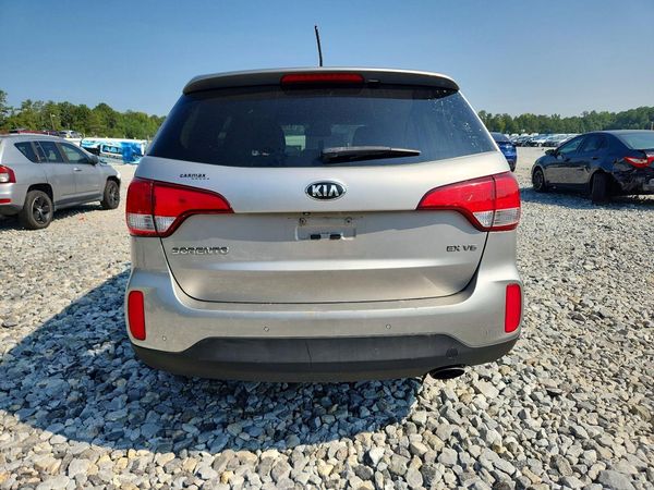 2015 KIA SORENTO