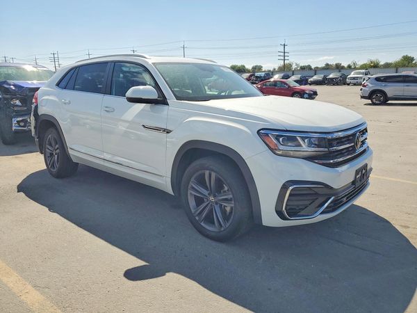2021 VOLKSWAGEN ATLAS CROSS SPORT 4Motion SE — Passenger 3/4