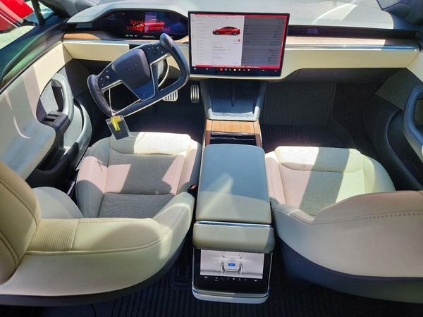 2022 TESLA MODEL S