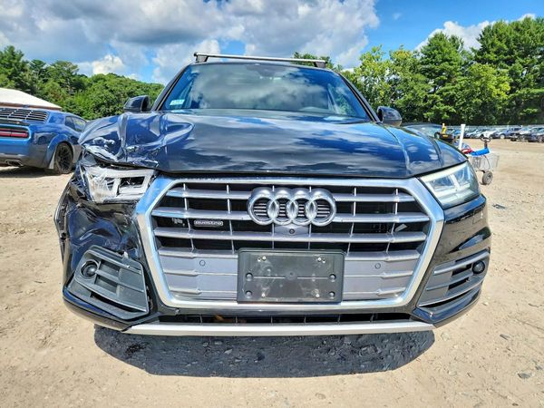 2019 AUDI Q5 quattro Prestige
