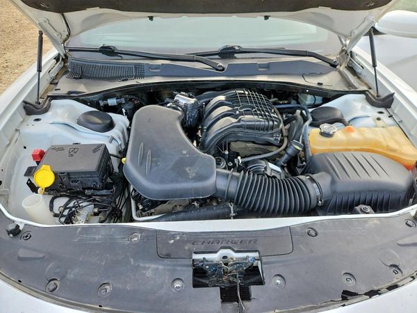 2016 DODGE CHARGER SXT