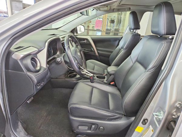 2017 TOYOTA RAV4 Ltd Hybrid