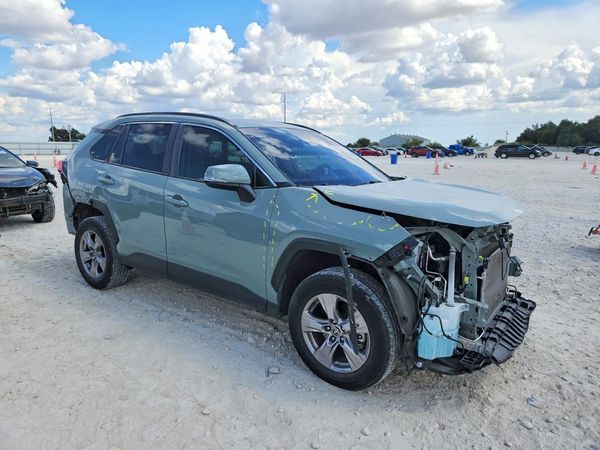 2023 TOYOTA RAV4