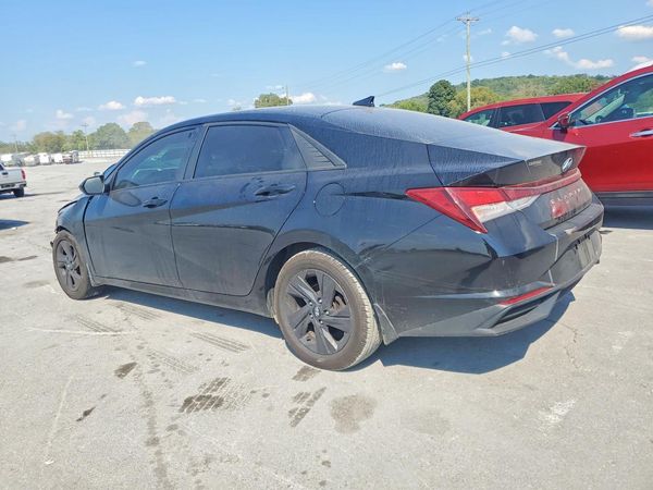 2022 HYUNDAI ELANTRA SEL w/ Convenience Pkg