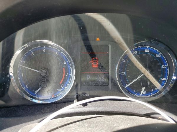2019 TOYOTA COROLLA
