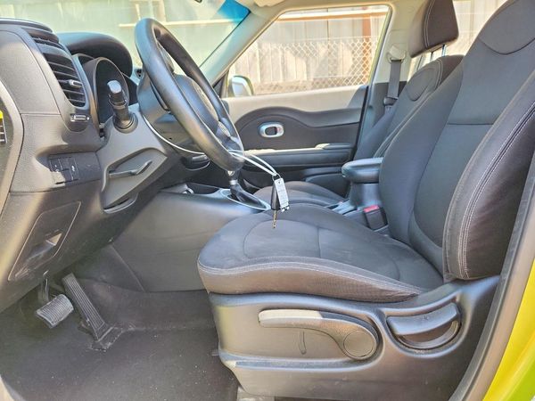 2017 KIA SOUL Base