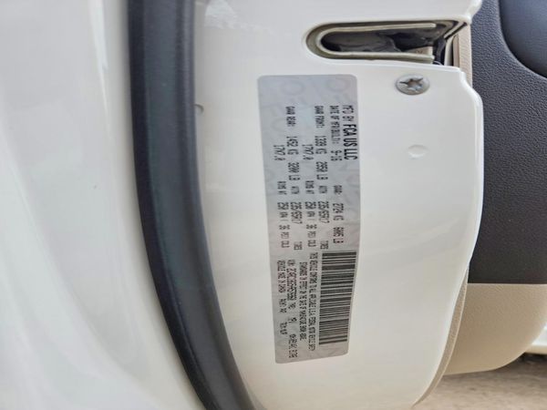 2017 CHRYSLER PACIFICA
