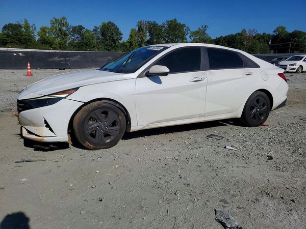 2022 HYUNDAI ELANTRA
