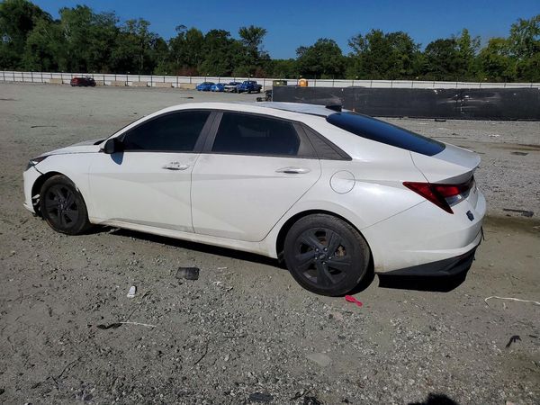 2022 HYUNDAI ELANTRA