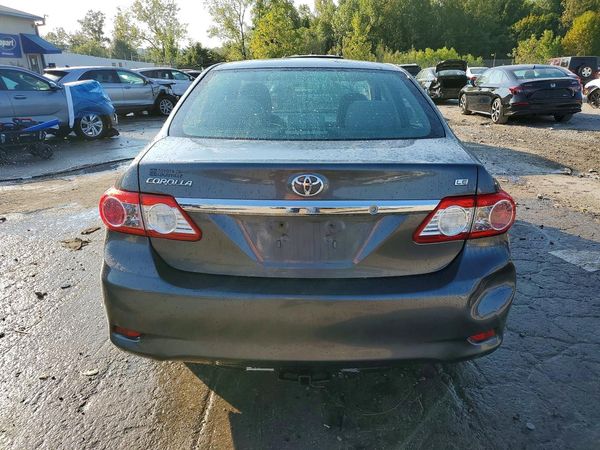 2013 TOYOTA COROLLA