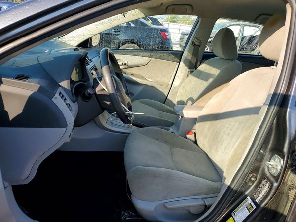 2013 TOYOTA COROLLA
