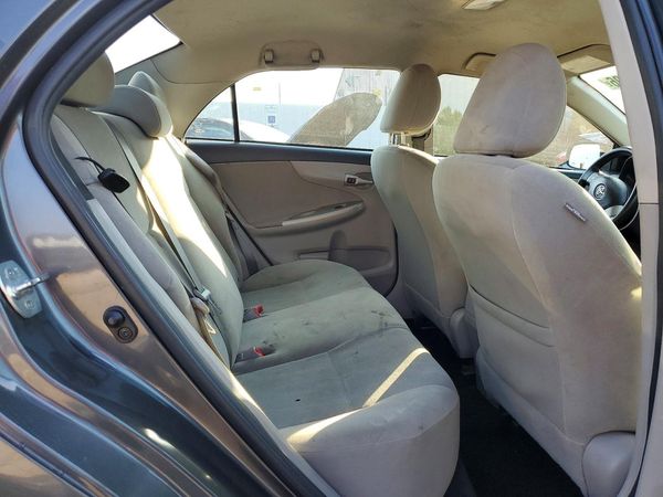2013 TOYOTA COROLLA