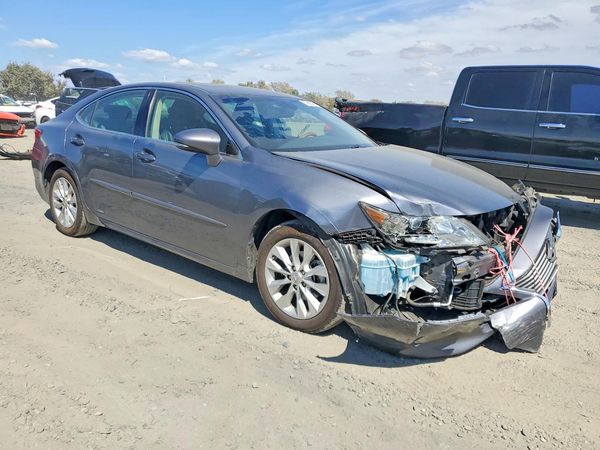 2013 LEXUS ES 300h