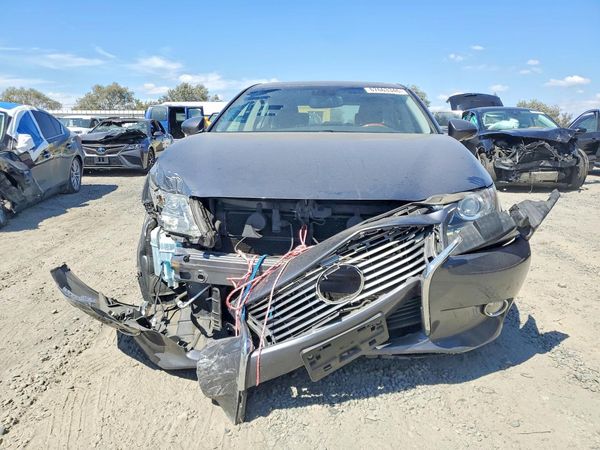 2013 LEXUS ES 300h