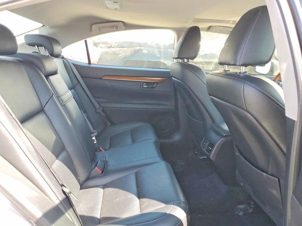 2013 LEXUS ES 300h