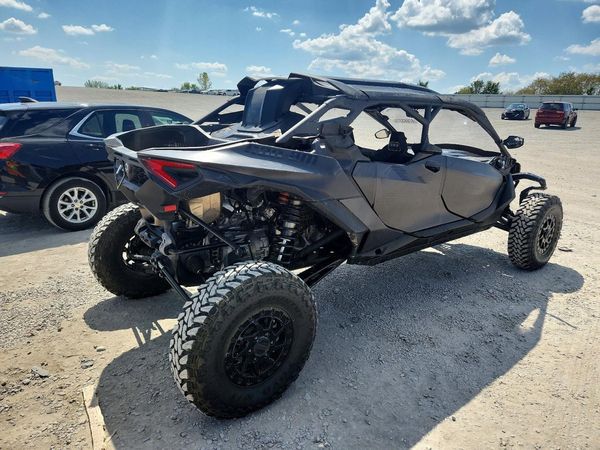 2025 CAN-AM MAVERICK R