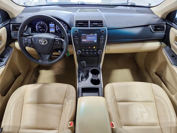 2016 TOYOTA CAMRY