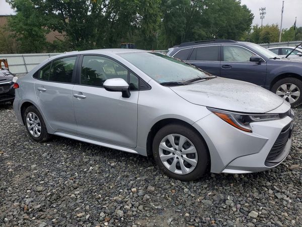 2024 TOYOTA COROLLA