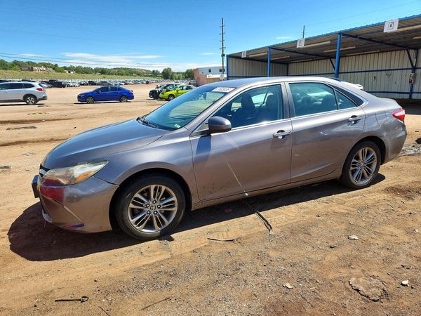 2017 TOYOTA CAMRY