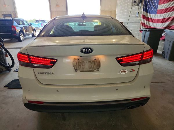 2018 KIA OPTIMA LX