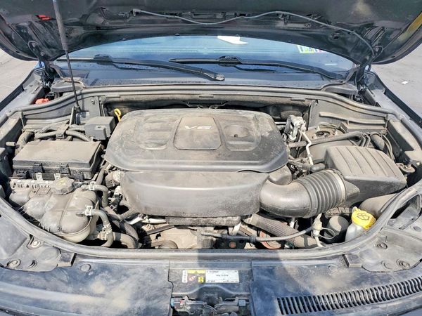 2017 JEEP GRAND CHEROKEE Limited — Engine bay