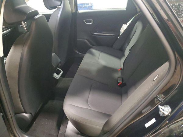 2026 KIA K4 LX, LXS
