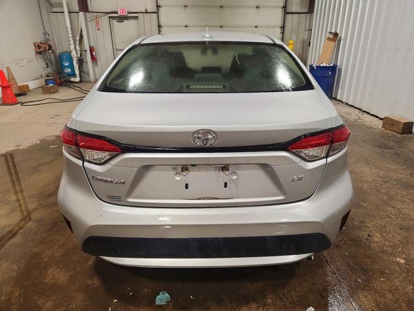 2022 TOYOTA COROLLA LE — DIRR