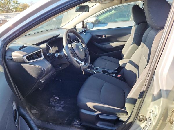2022 TOYOTA COROLLA LE — DENT