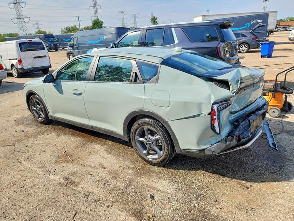 2026 KIA K4 LX, LXS