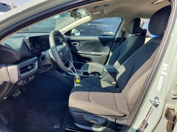 2026 KIA K4 LX, LXS