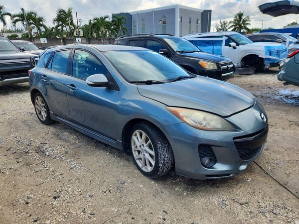 2012 MAZDA MAZDA3 Touring/GS