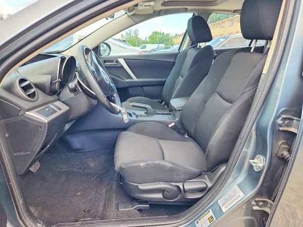 2012 MAZDA MAZDA3 Touring/GS