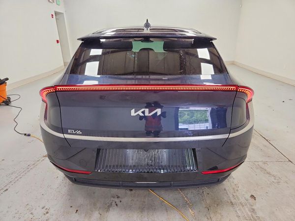 2023 KIA EV6 Light, Wind