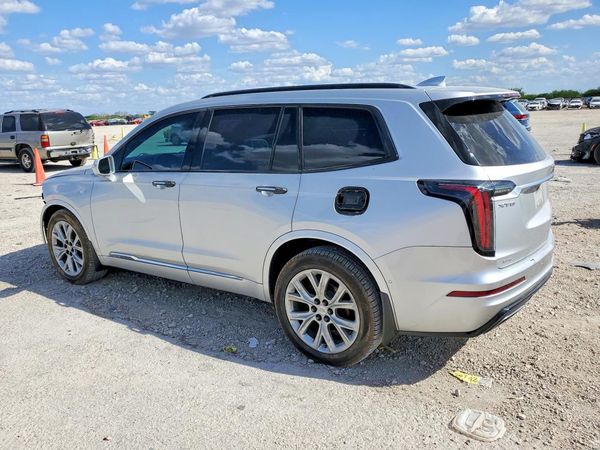 2020 CADILLAC XT6