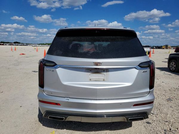 2020 CADILLAC XT6