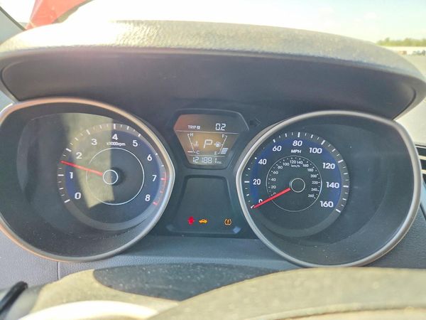 2016 HYUNDAI ELANTRA
