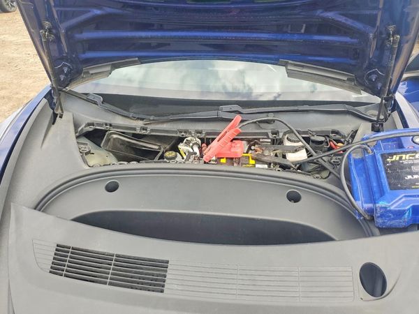 2021 TESLA MODEL 3 — Engine bay