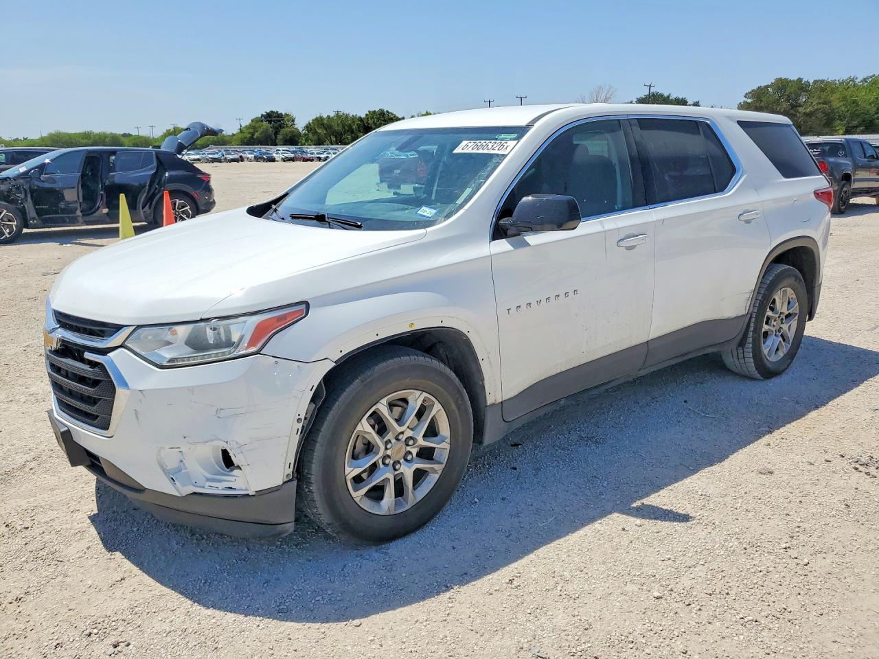 2018 CHEVROLET TRAVERSE LS