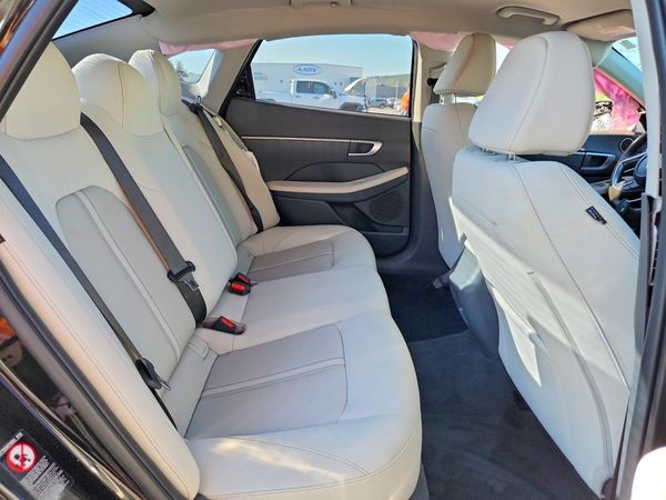 2023 HYUNDAI SONATA